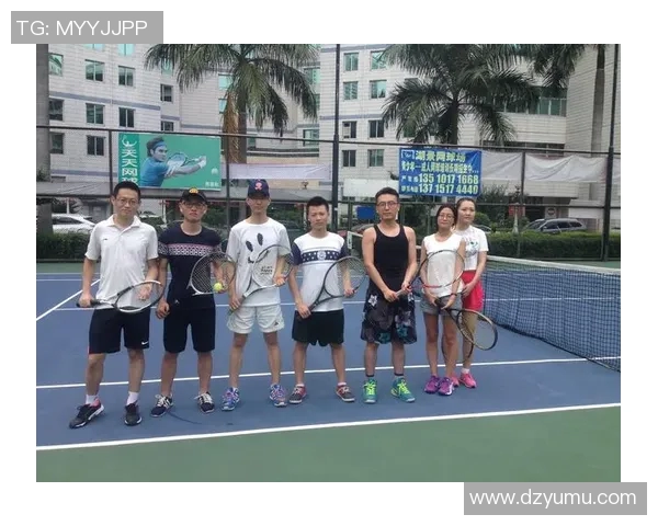 深圳网球队边路渗透战术解析与应用探讨