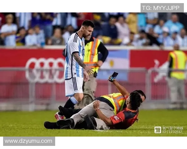 梅西跨界挑战篮球赛场展现全能运动员风采引发热议