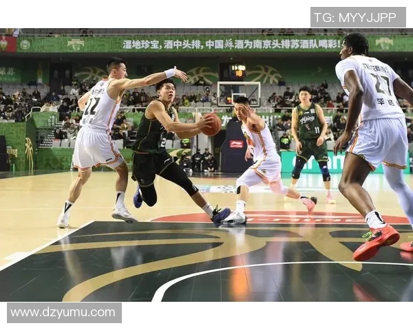 武汉篮球队的节奏解析：深度剖析球队战术与风格的独特魅力